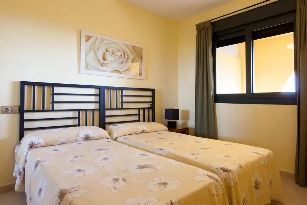 Apartamentos Playamarina