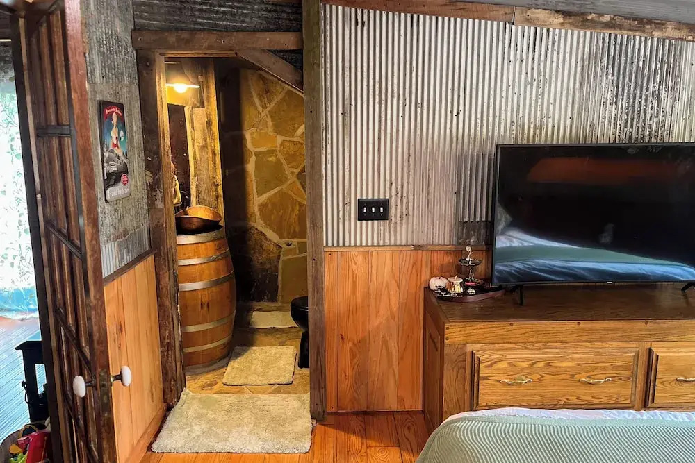 Nearby Trails: 1BR Apartment w/ W & D