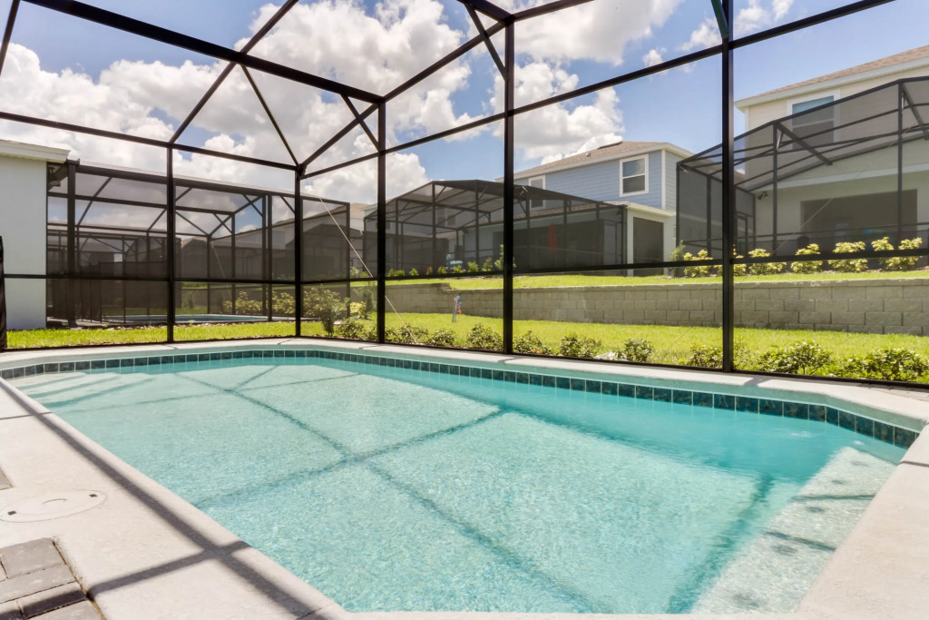 5 Bedrooms 45 Bathrooms Windsor Island 602 Jl