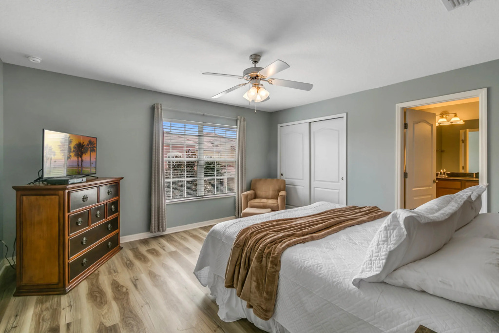 4 Bedroom 3 Bathroom Paradise Palms 8957 Cp