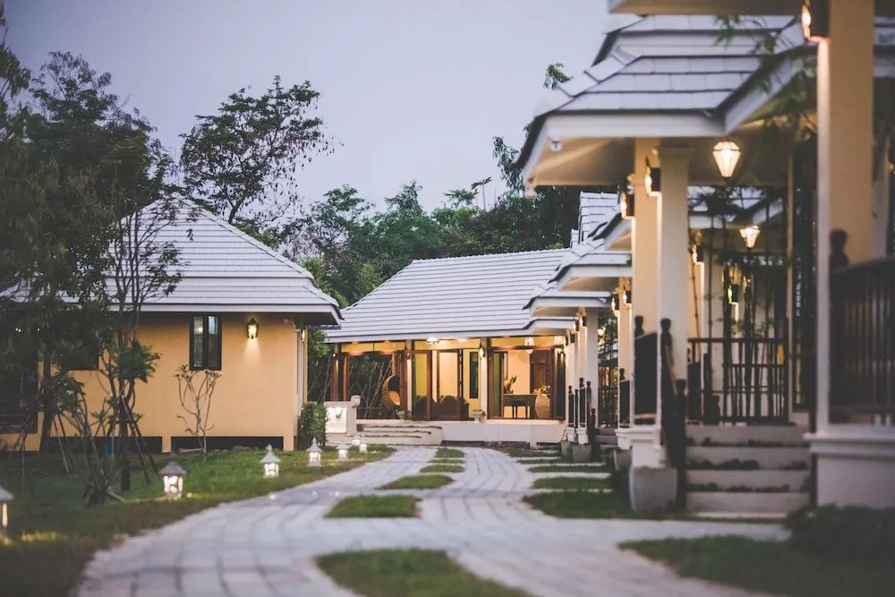 Chapulin Natural Resort.