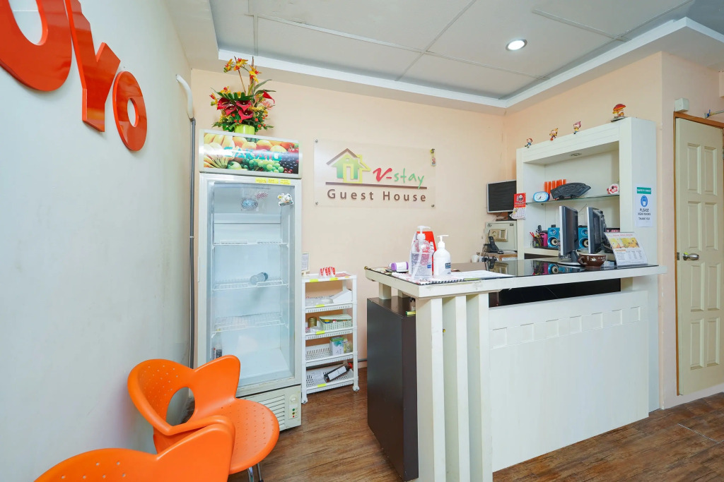 Hotel O V Stay Guesthouse