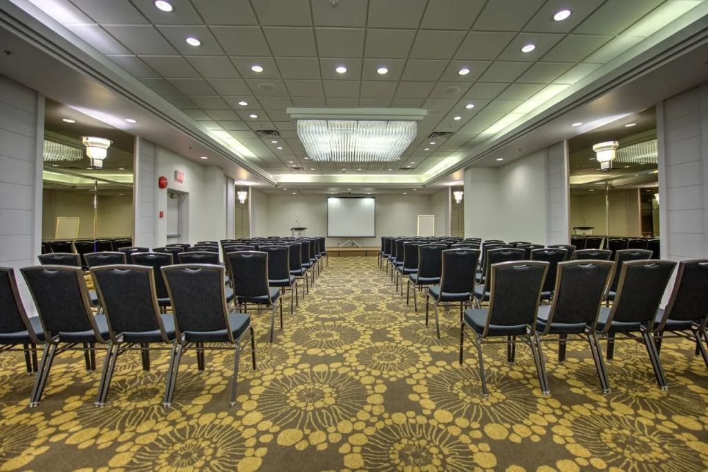 Executive Suites Hotel & Conference Center, Metro Vancouver
