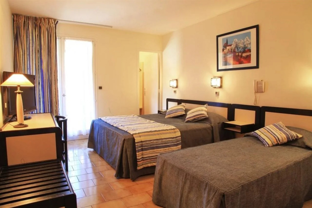 Hôtel & Résidence Le Subrini