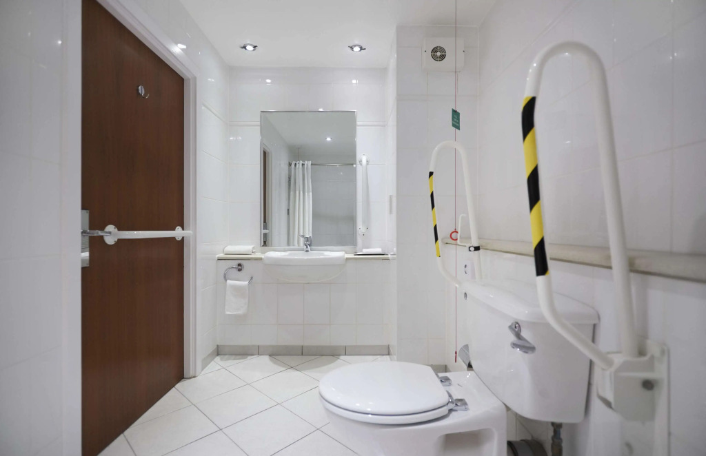 DoubleTree by Hilton Bristol North