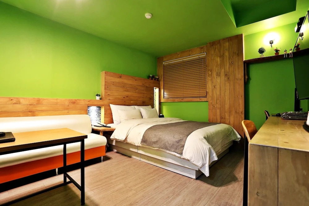 Hotel Form