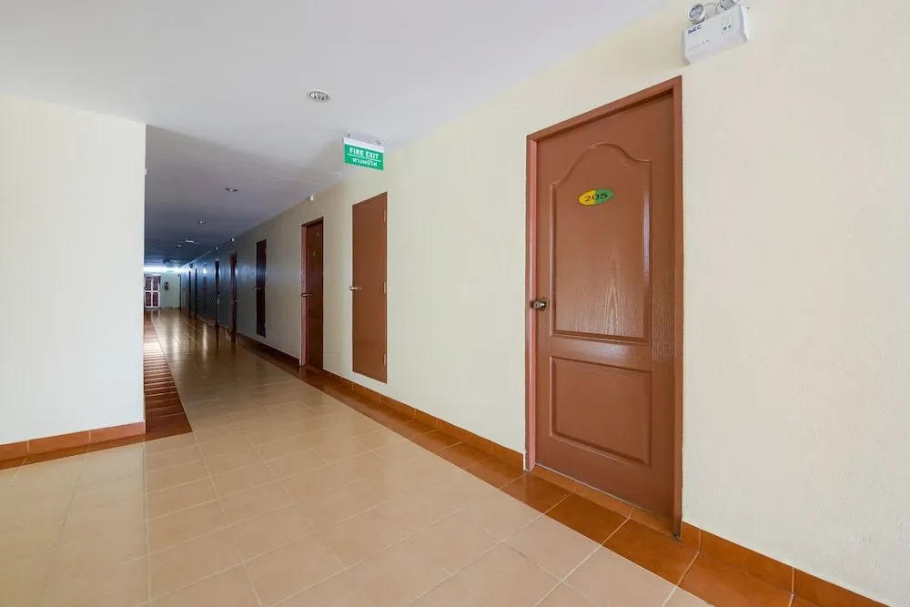 OYO 463 Tycoon Place