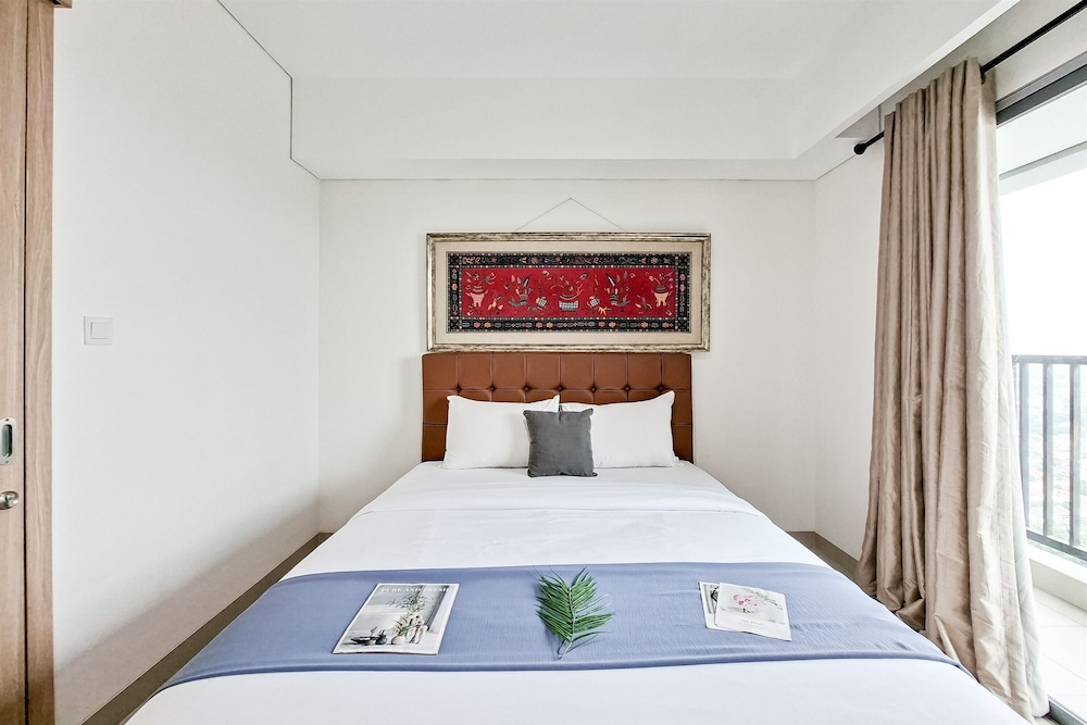 Cozy And Relaxing Studio At Apartment Bintaro Embarcadero