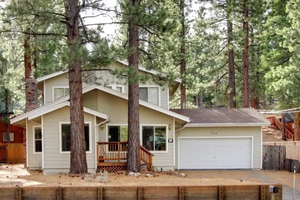 Golden Bear Lodge  1148gb 3 Bedroom Cabin