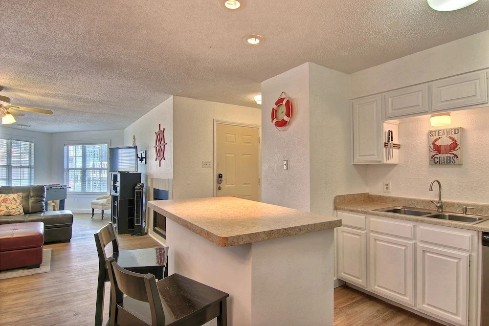 Coastal Retreat - 2 Br condo