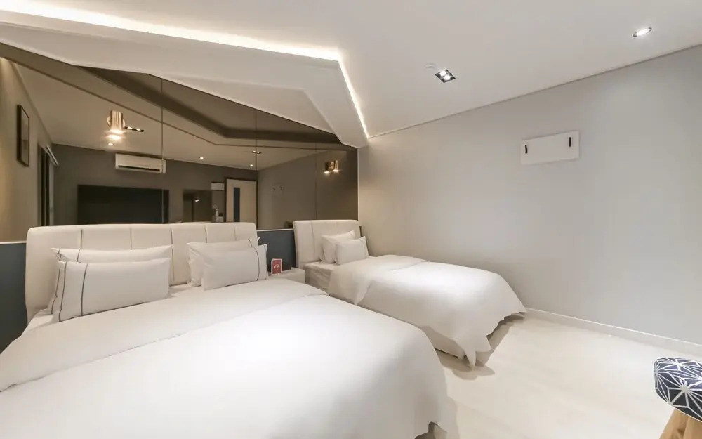 Heimish Hotel