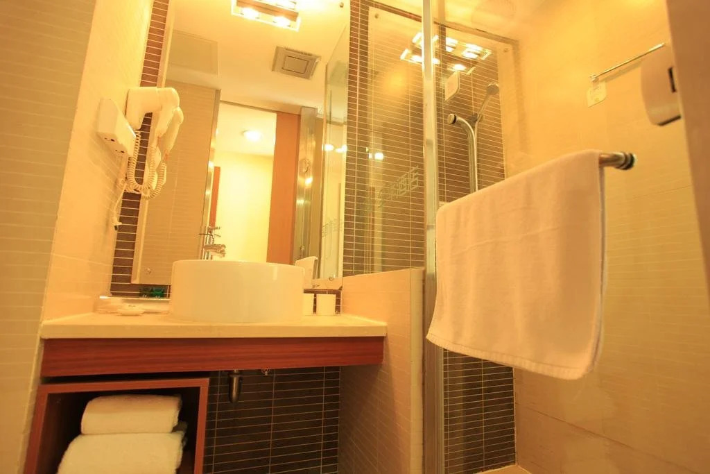 Starway Hotel