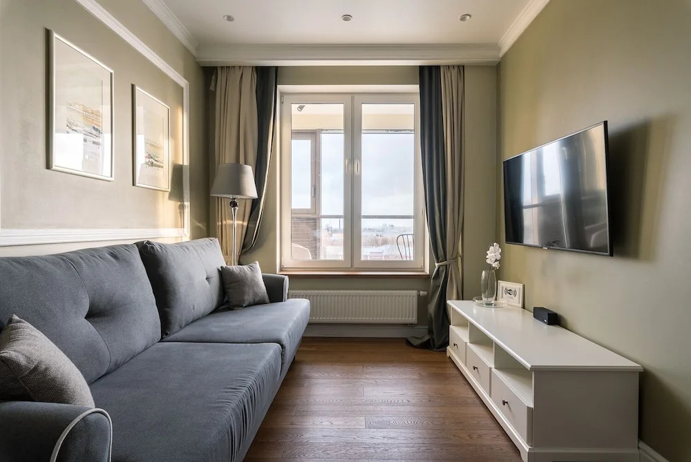 Apartments B. Sampsonievsky 4-6