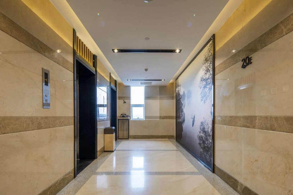 Atour Hotel Hangzhou Xiaoshan Peoples Square
