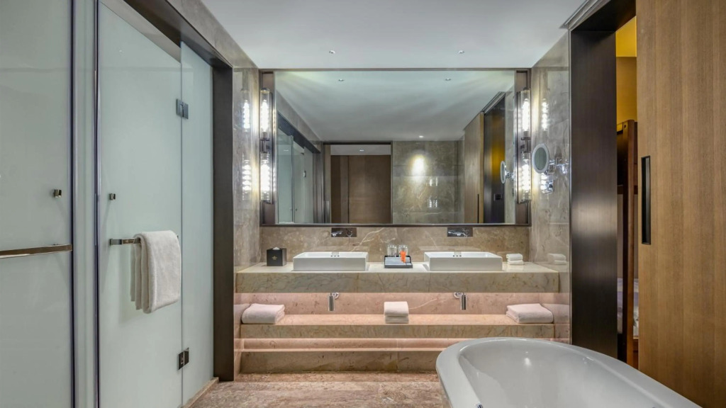 Crowne Plaza Beihai Silver Beach by IHG