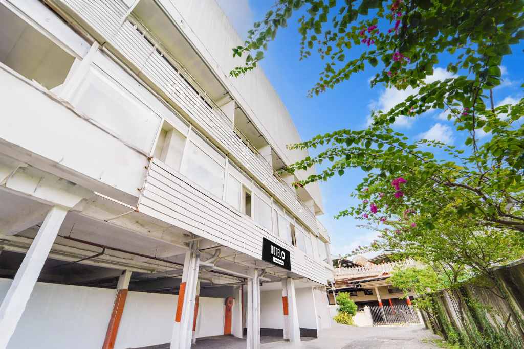 Capital O Vazhakkala Residency