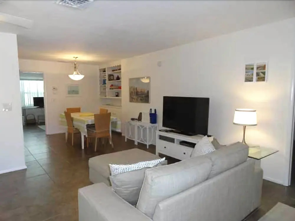 Bman Beach Cottage