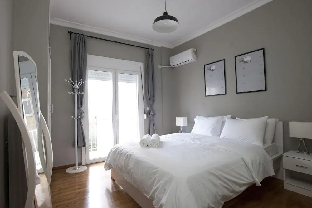 Nice Cute Apartment  in the Center of Athens