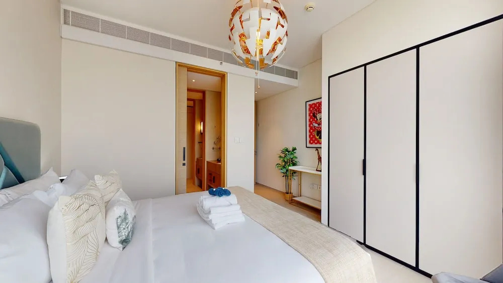 Address JBR 4706