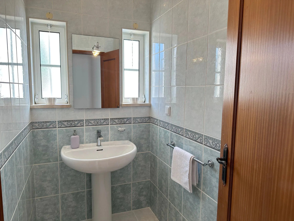 BnB Homes Luxurious Villa With 5 Bedrooms Pool