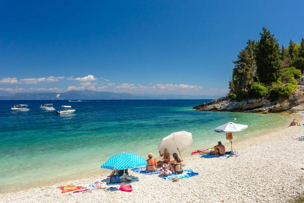 Spiros Jetty House Walk to Beach Sea Views A C Car Not Required - 302