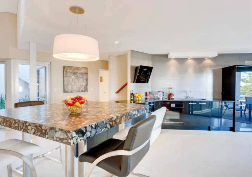 Cottesloe Contemporary Villa