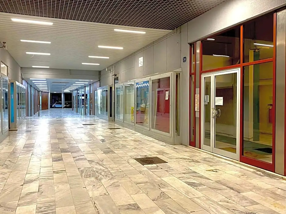 Francis Superior Rooms
