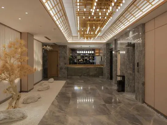 Xinhui Hotel (Xuanhan Yilian Passenger Transport Terminal Branch)