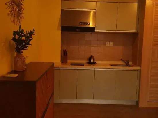 Huidong Xunliaowan Fengchidao Jinghan Apartment