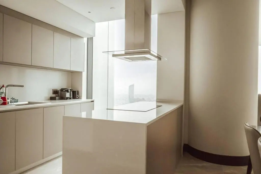 Serviced Luxurious 3+1 in Address Emaar Square