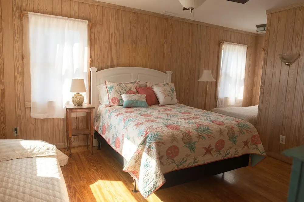 The Coquina Beach - 7 Br Home