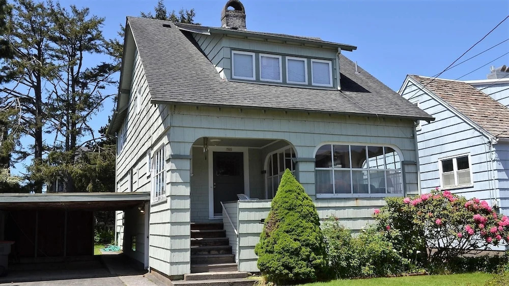 780 Beach Drive