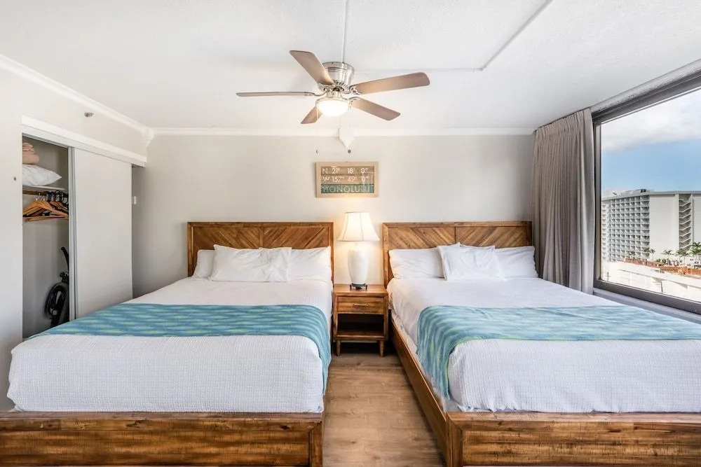 Breezy 12th Floor Waikiki Condo with FREE Parking
