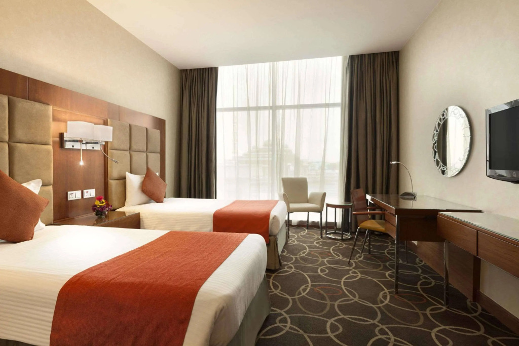 Отель Montreal Barsha