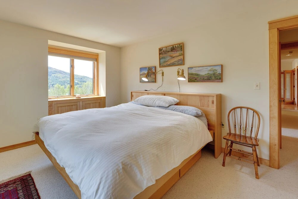 Luxury Vermont Vacation Rental: Private Hot Tub!