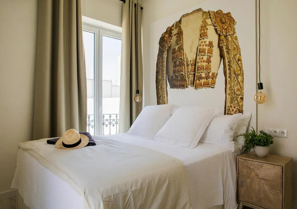 Santa Paula Pool & Luxury