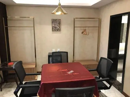 Rongsheng Hotel