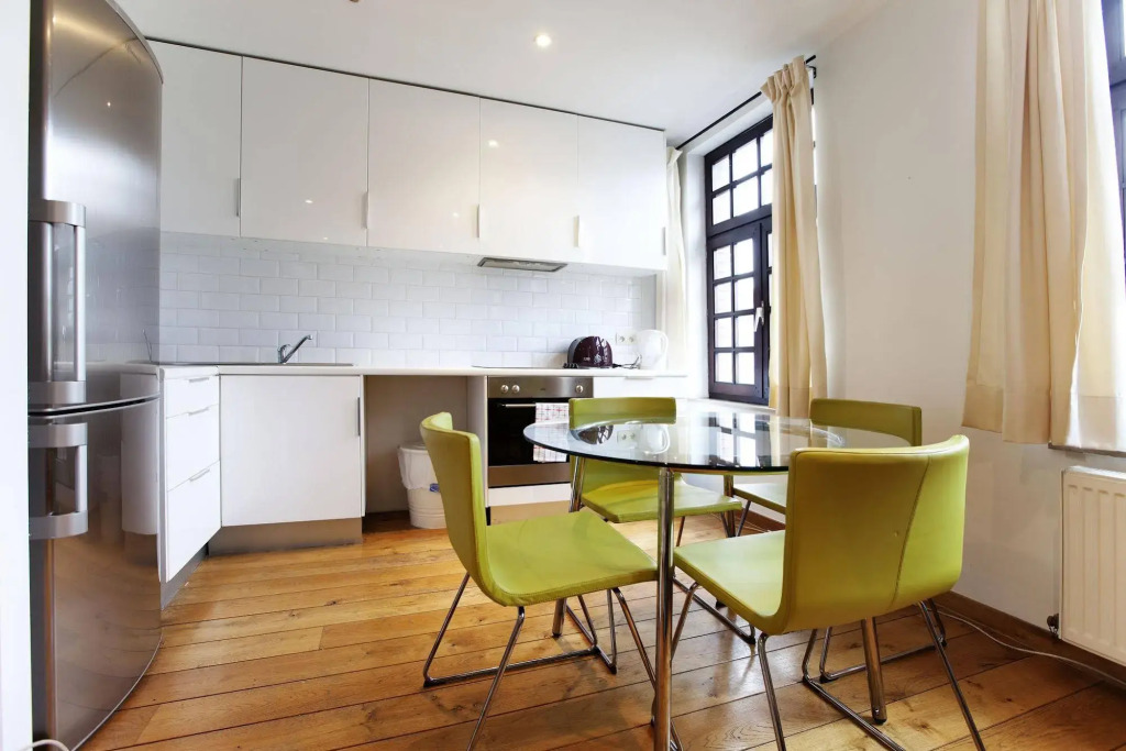 Grand Place Apartments