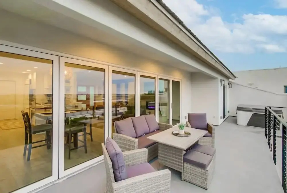 The California - Dreamy San Diego Oasis w Hot Tub