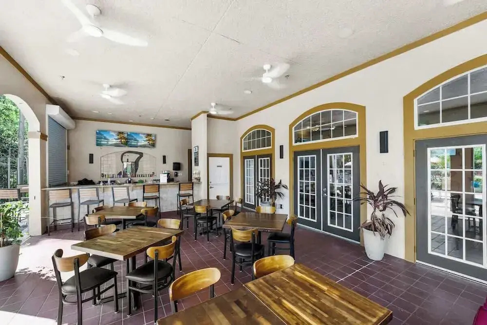 NEW Listing Gorgeous 2 bd Condo