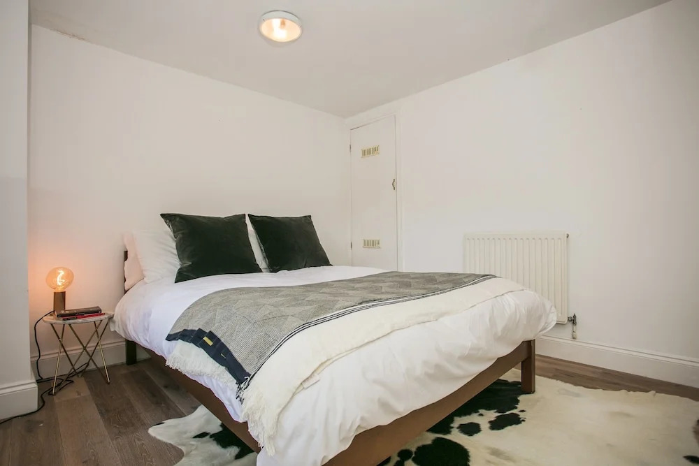 Cosy 2 Bedroom in Stoke Newington With Private Patio