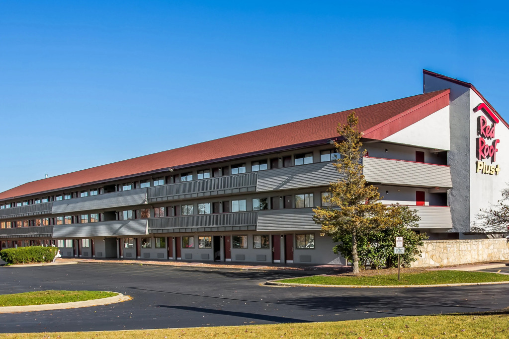 Red Roof Inn PLUS Chicago - Hoffman Estates