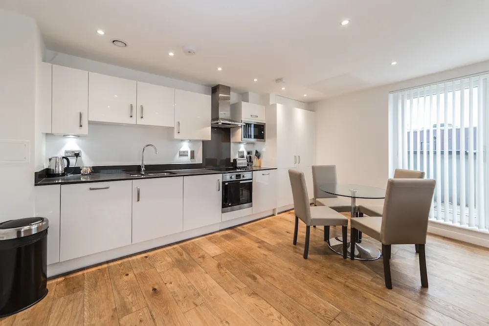 Hybrid Resi - London, Greenwich near O2 Arena