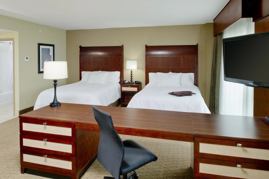 Hampton Inn & Suites Ocean City Bayfront-Convention Center