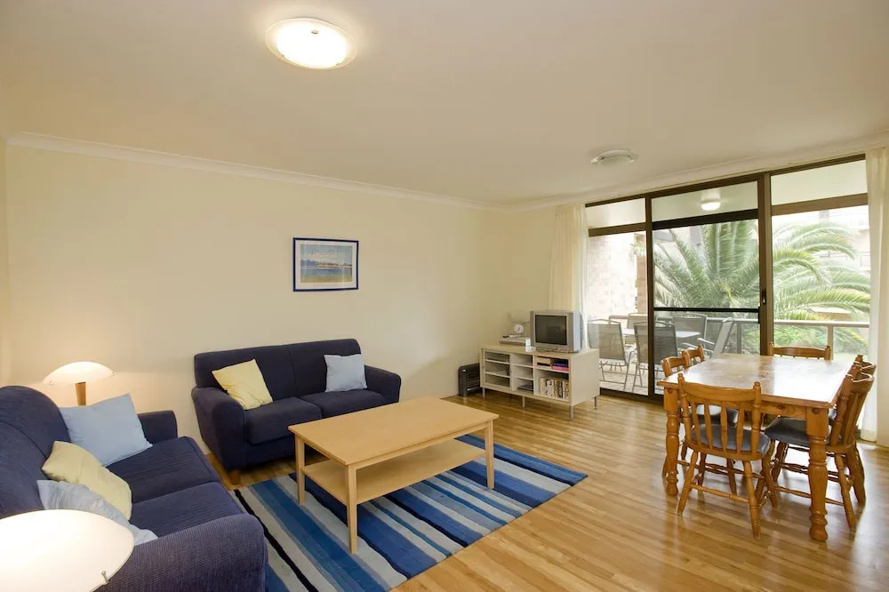 St George Unit 4 - Nelson Bay