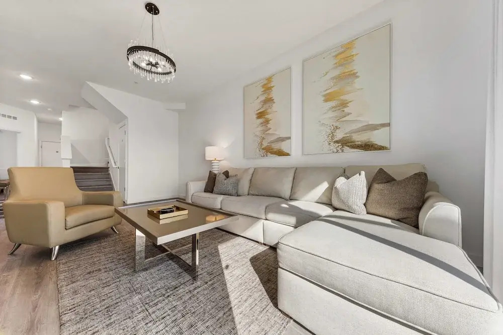 424 Famagusta Dr