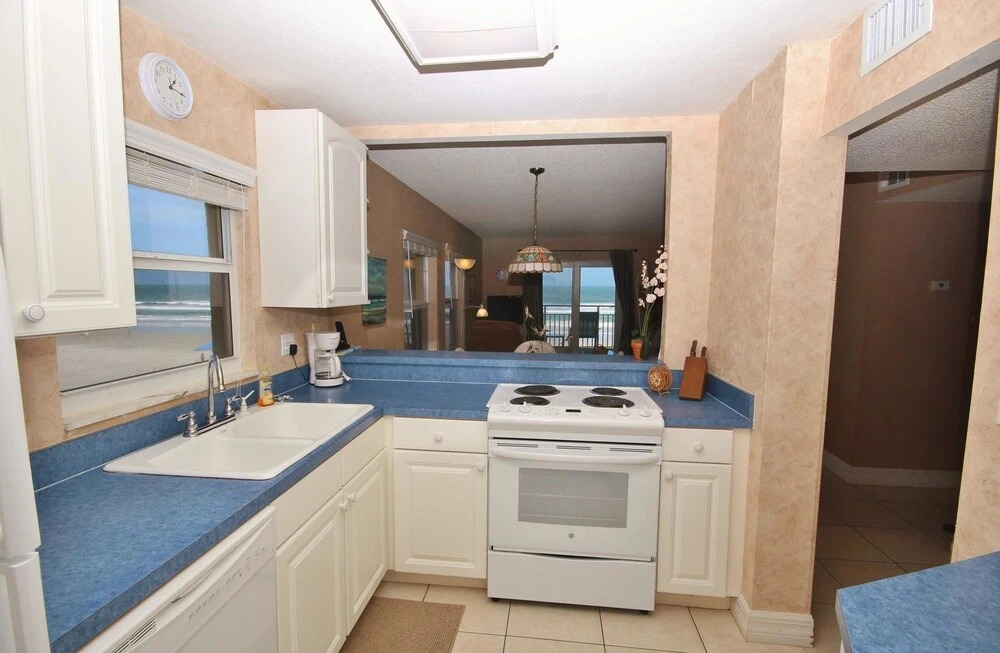 Sea Coast Gardens III 301 Apartment 2