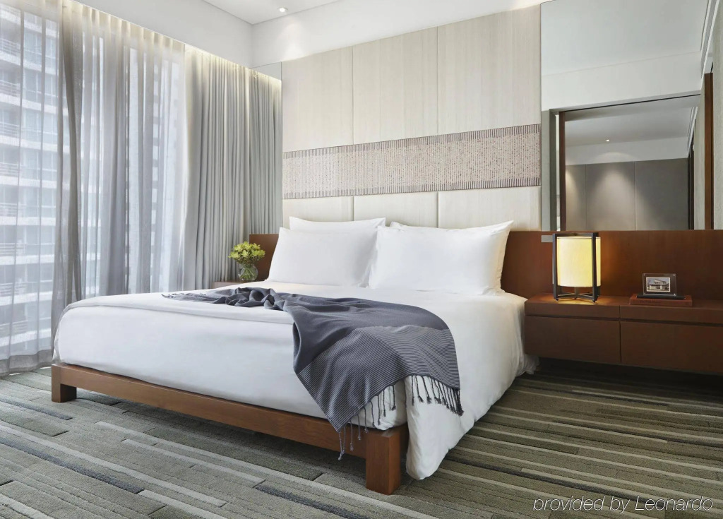 Hansar Bangkok Hotel