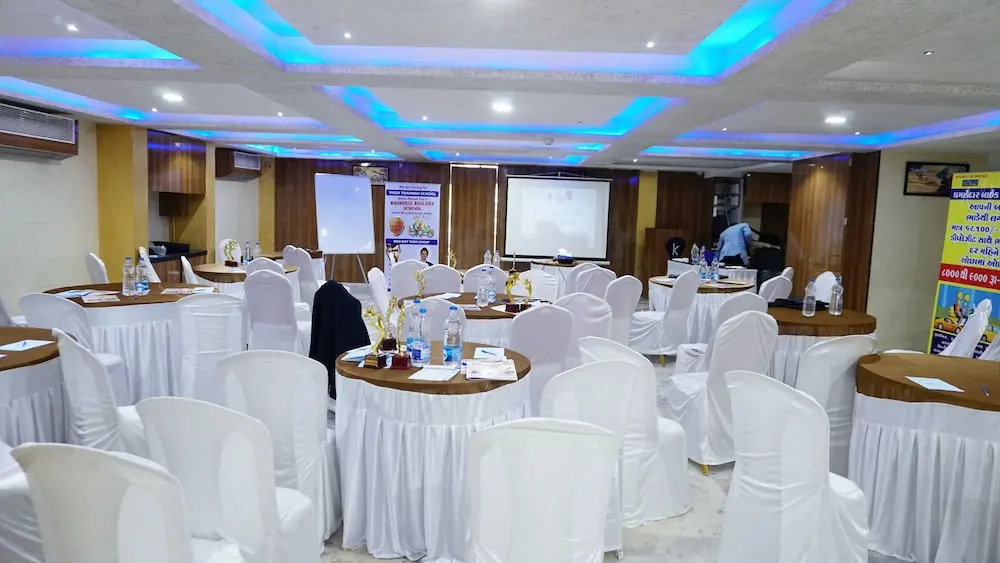 Hotel Kohinoor Plaza