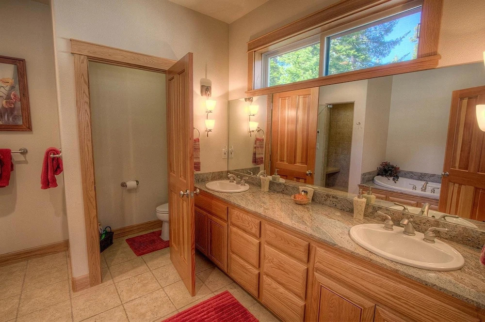Timber View Lodge by Lake Tahoe Accommodations